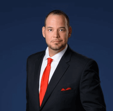 Barrett Henry — REMAX Commercial Real Estate Advisor, Tampa Bay FL